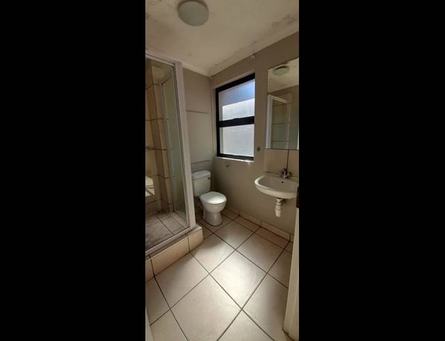 2 BEDROOM PROPERTY TO RENT IN FERNDALE